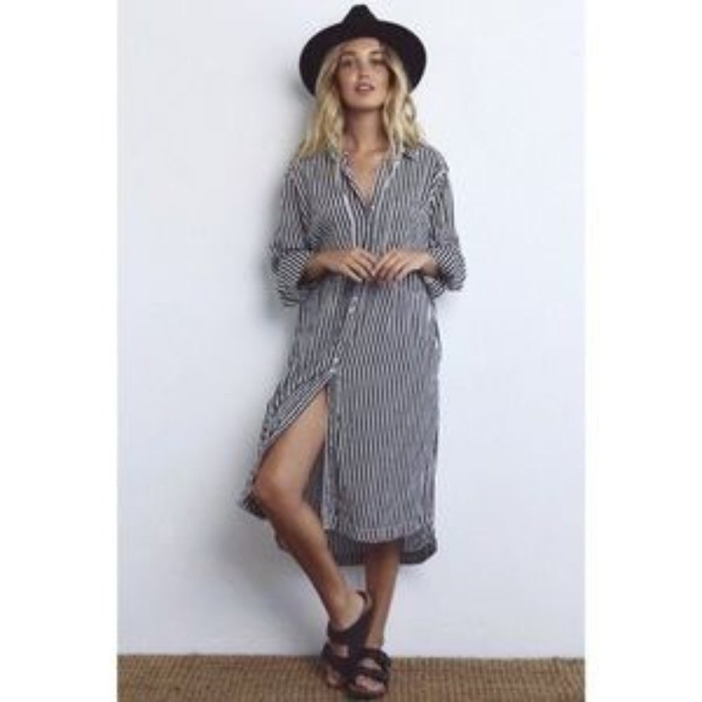 Free People Faded in The Morning Linen Black & White  Button Down Shirtd…